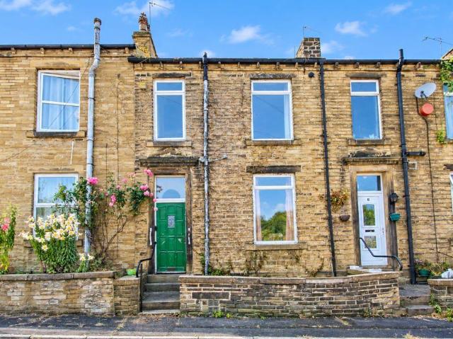 House for sale in Elland, Calderdale