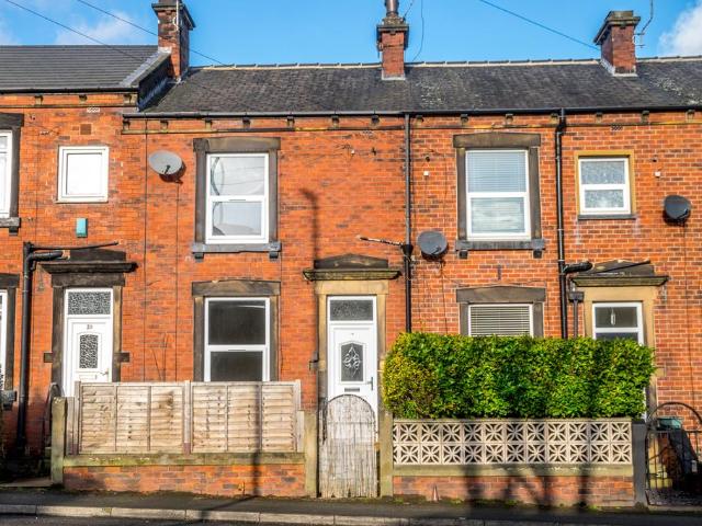 House for sale in Churwell, West Yorkshire