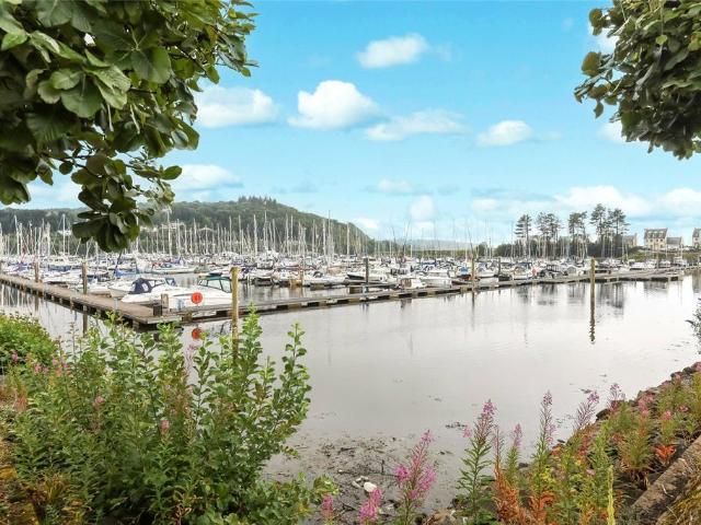 House for sale in Inverkip, Scotland