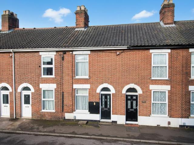 House for sale in New Catton, East Bank