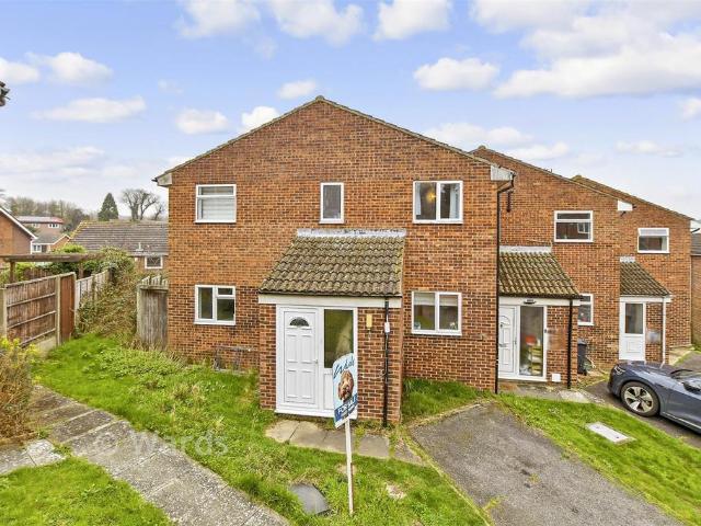 House for sale in Hales Place, The Bridge