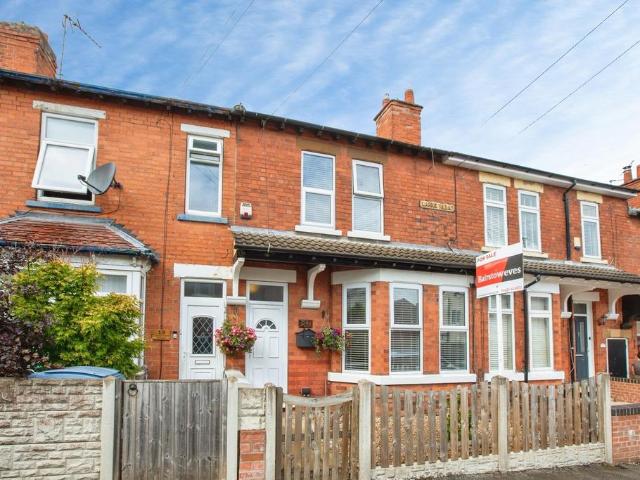 House for sale in Berry Hill, Potters Corner