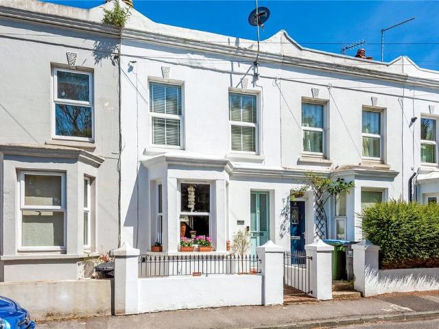 House for sale in Felpham, Clapham