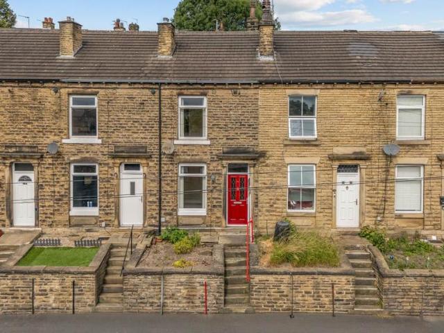 House for sale in Brookfoot, Rastrick