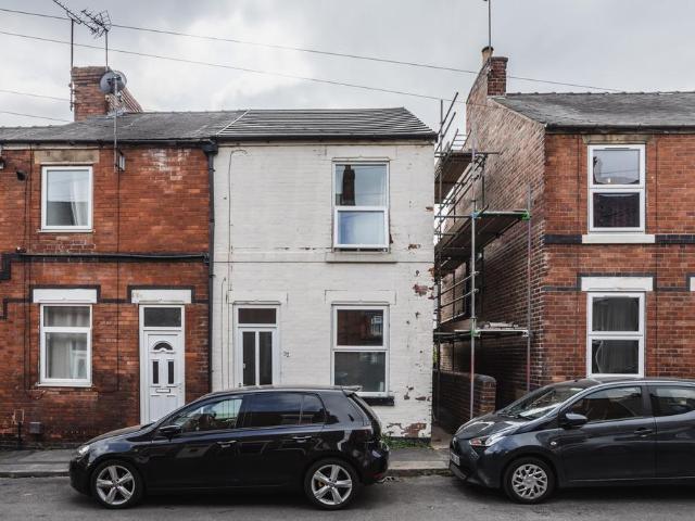 House for sale in Loundsley Green, East Midlands
