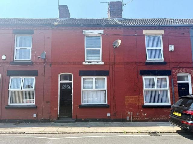 House for sale in Stoneycroft, Calderstones