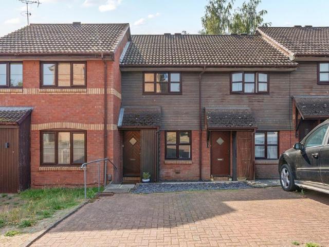 House for sale in Ottershaw, Runnymede