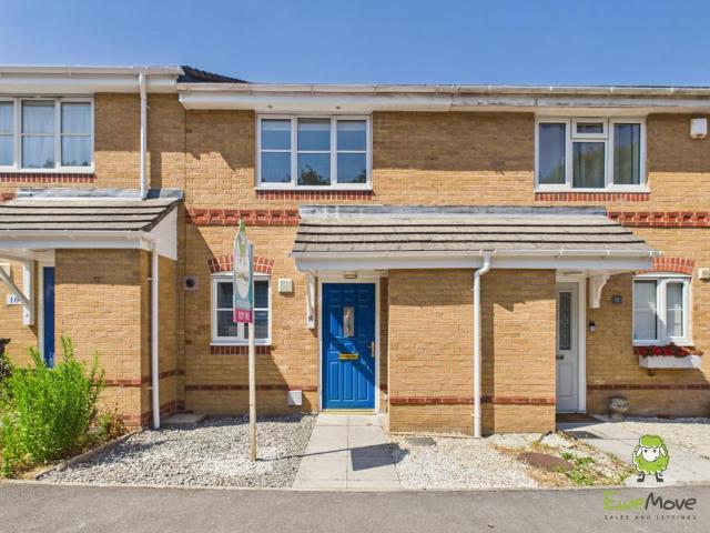 House for sale in Hounsome Fields, Priest Down