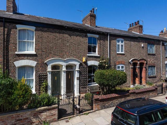 House for sale in High Field, York