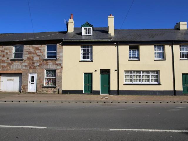 House for sale in West Exe, Newton St Cyres