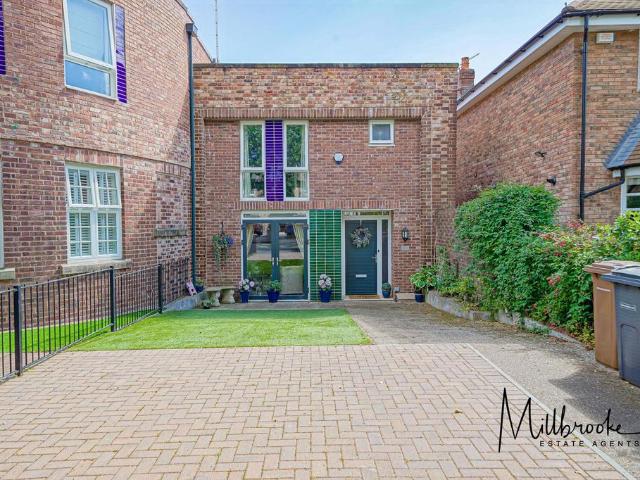 House for sale in Salford, Greater Manchester