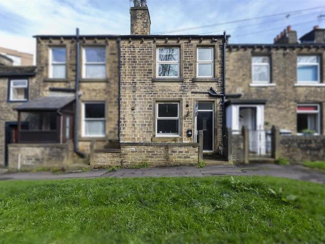 House for sale in Lindley, Kirklees