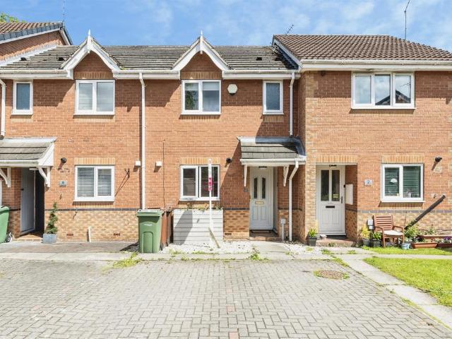 House for sale in Kinsley, West Yorkshire