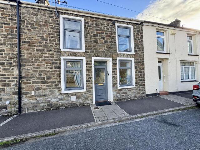 House for sale in Troed-y-rhiw