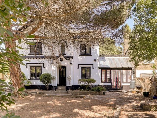 House for sale in Upper Sydenham, Greater London