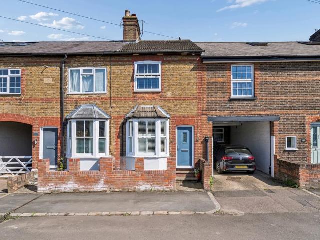 House for sale in Hall Park, Pouchen End