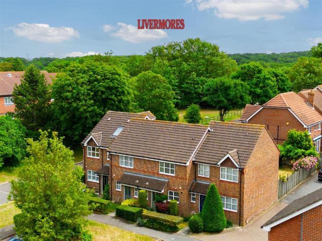 House for sale in Monks Orchard, Kent