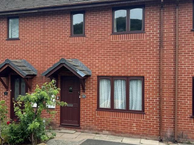 House for sale in Waun Fawr, Wales