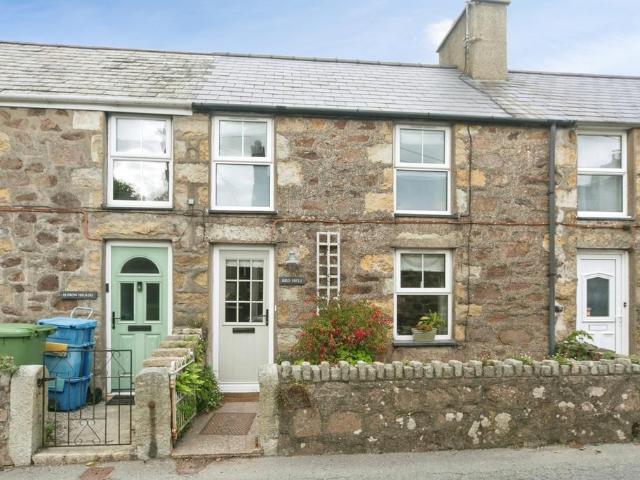 House for sale in Llanbedrog, Wales