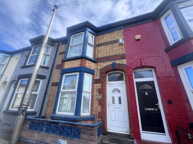 House for sale in Calderstones