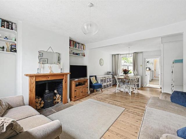 House for sale in Markyate, Dacorum
