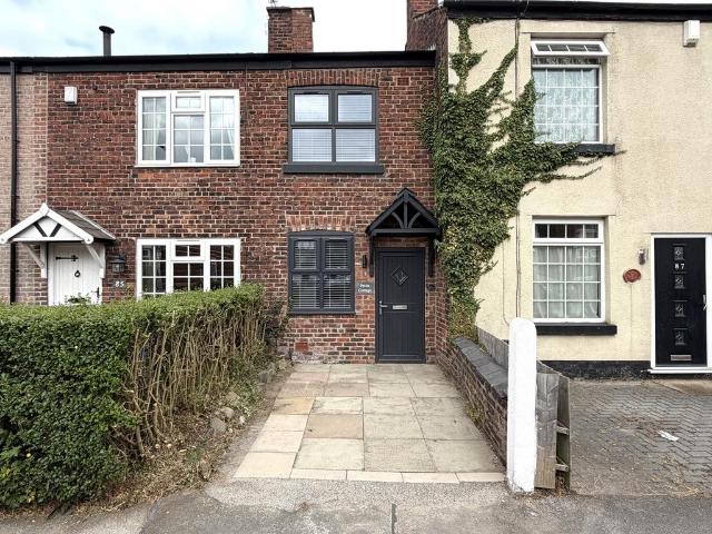 House for sale in Hazel Grove, Greater Manchester