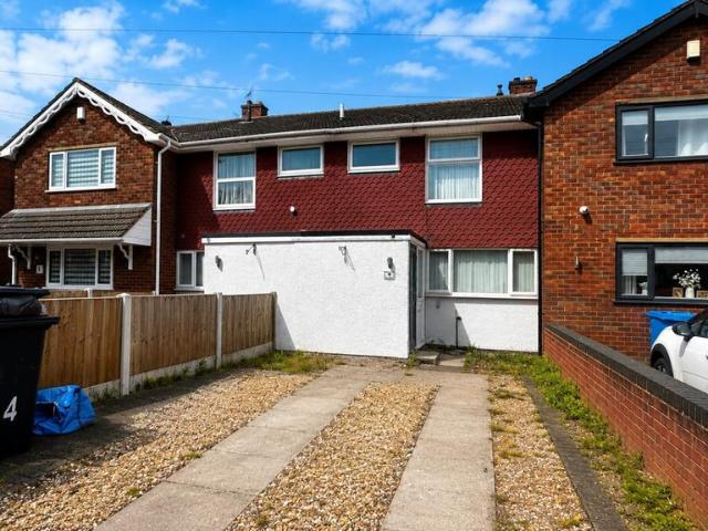 House for sale in Landywood, Great Chatwell
