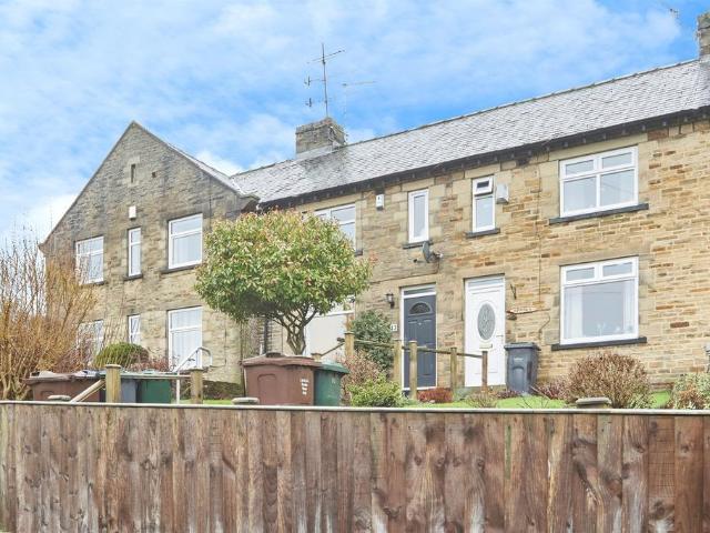 House for sale in Cottingley, West Yorkshire