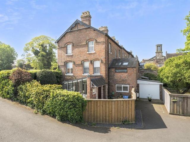 House for sale in Whitchurch, Shropshire