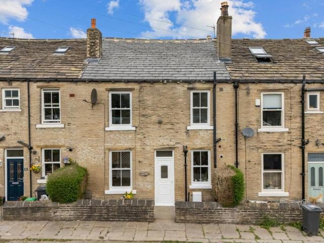 House for sale in Bailiff Bridge, West Yorkshire