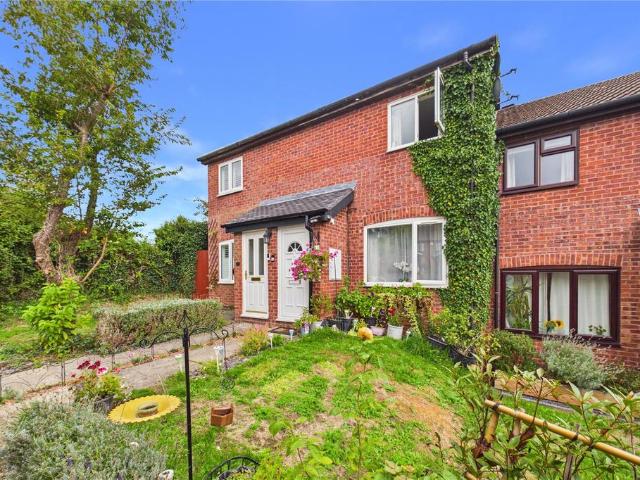 House for sale in Burghfield, Burghfield Common