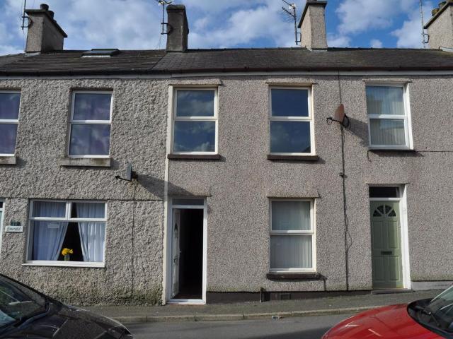 House for sale in Porth-y-Felin, Holyhead