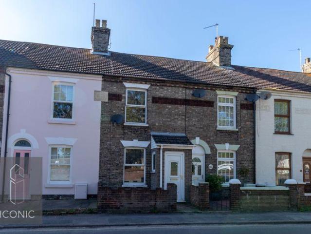 House for sale in Stokesby, Norfolk