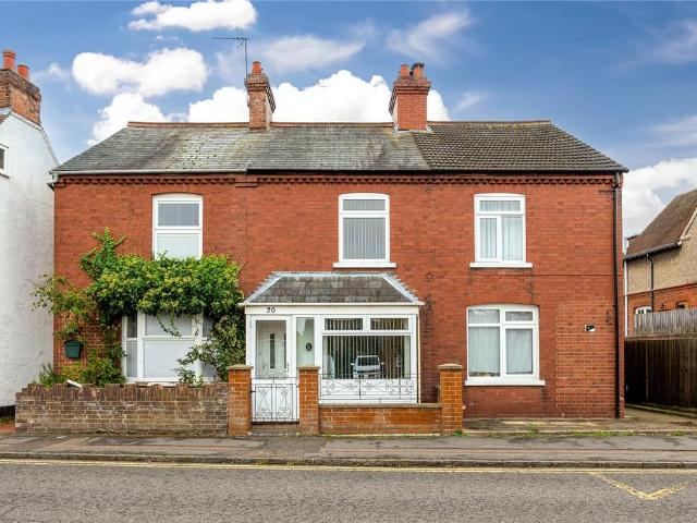 House for sale in Houghton Conquest, Bedfordshire