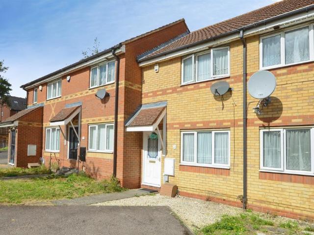 House for sale in Leagrave, Luton