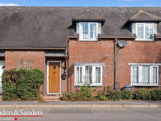 House for sale in Alderminster, Warwickshire