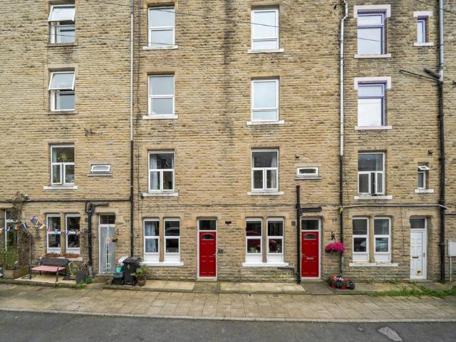 House for sale in Hebden Royd, Hebden Bridge
