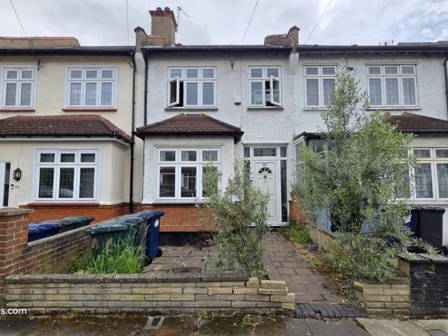 House for sale in Brunswick Park, Greater London