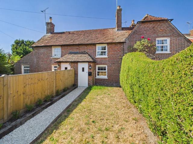 House for sale in Marlpits, Wealden