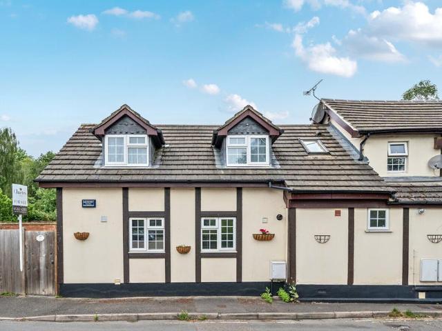 House for sale in Fleet, Hart