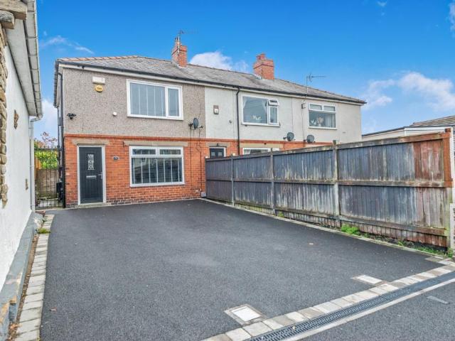 House for sale in Birkenshaw, Kirklees