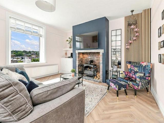 House for sale in Cowcliffe, Huddersfield