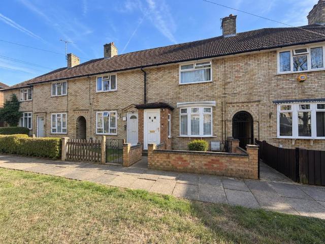House for sale in Friday Hill, Greater London
