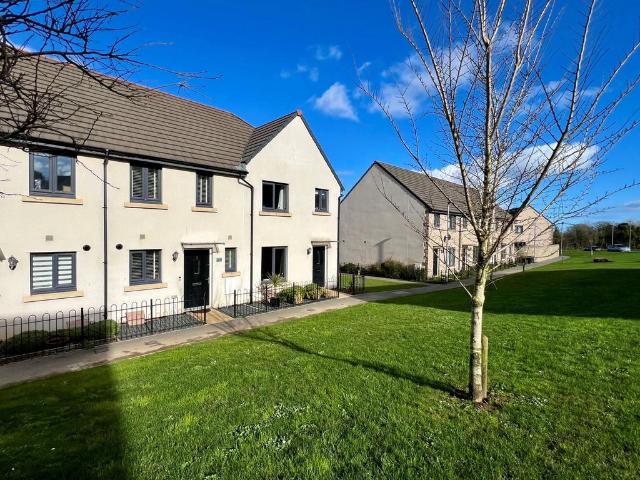 House for sale in Budock, Budock Water