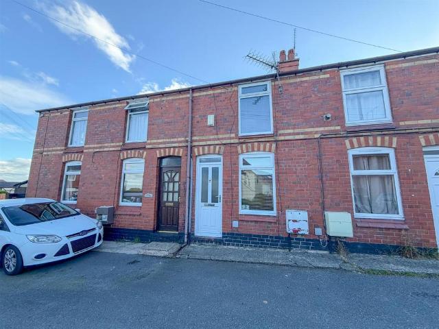 House for sale in Ponciau, Wales