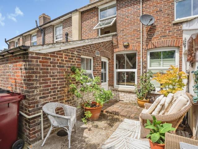House for sale in Littlecote, West Sussex