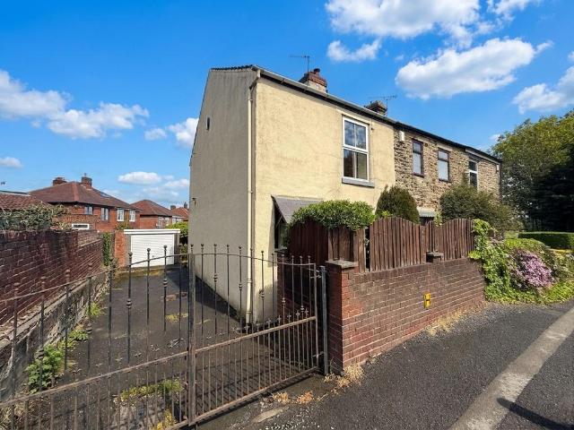 House for sale in Keppel's Column, Thorpe Hesley