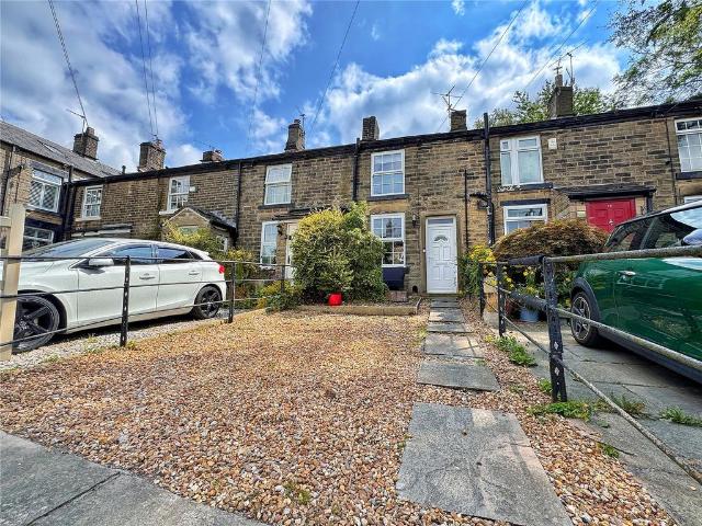 House for sale in Shirebrook Park, Charlesworth