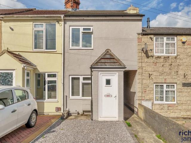 House for sale in Kingsdown, Swindon