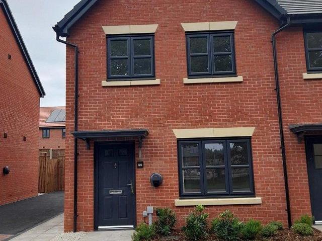 House for sale in Griff, Camp Hill